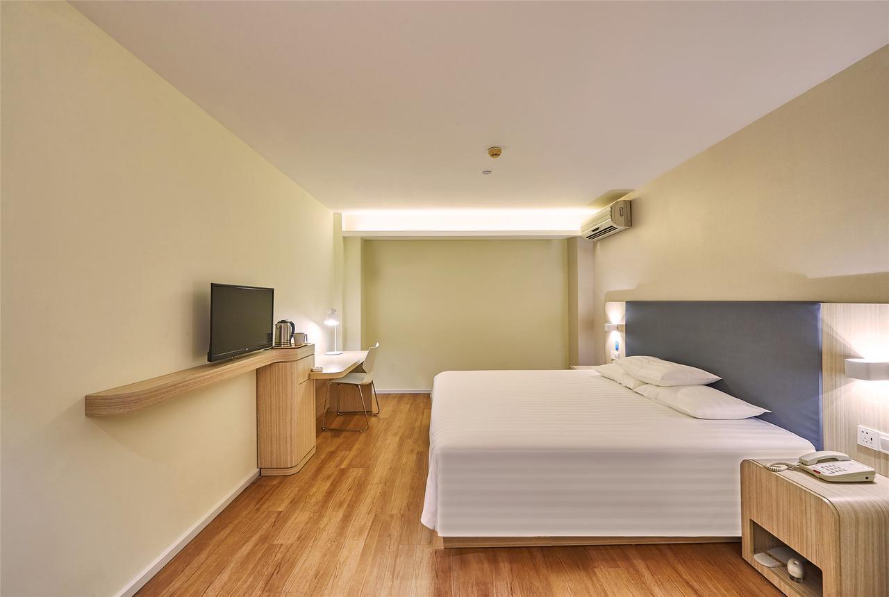 Hanting Express Shanghai Jiazhan Road Exterior foto